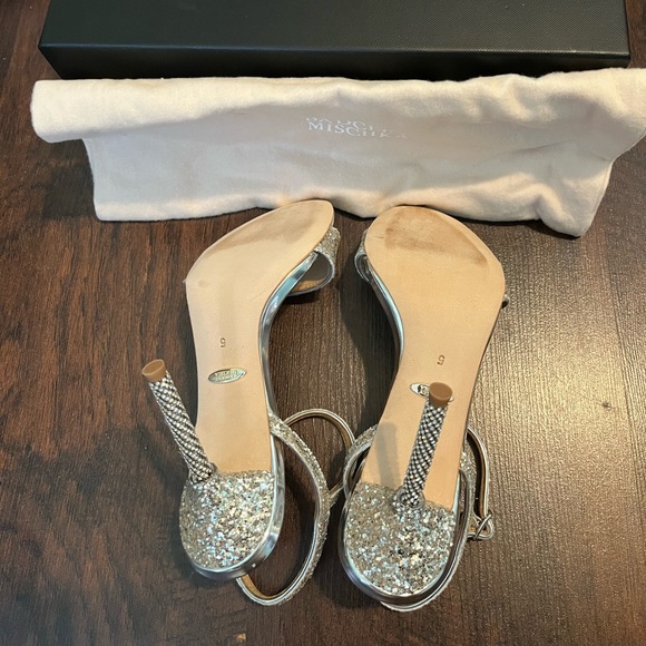 Badgley Mischka Women’s Olympia Glittered Heels - Picture 2 of 5